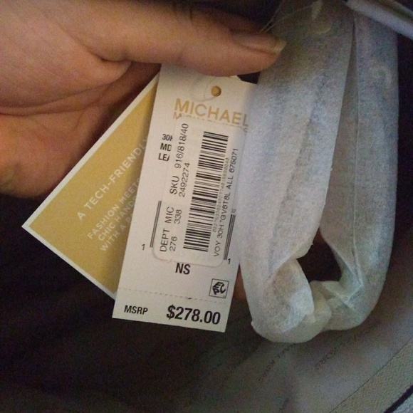 NWT MK VOYAGER - Picture 5 of 5